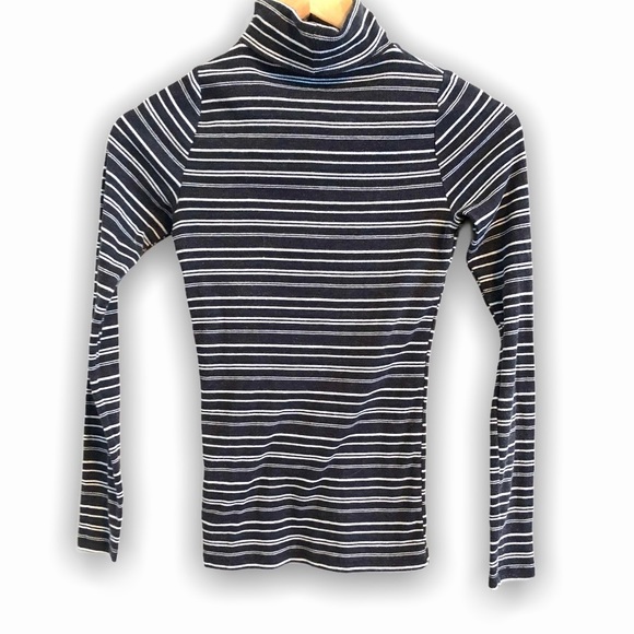 Hollister XS turtleneck striped sweater - Picture 1 of 3